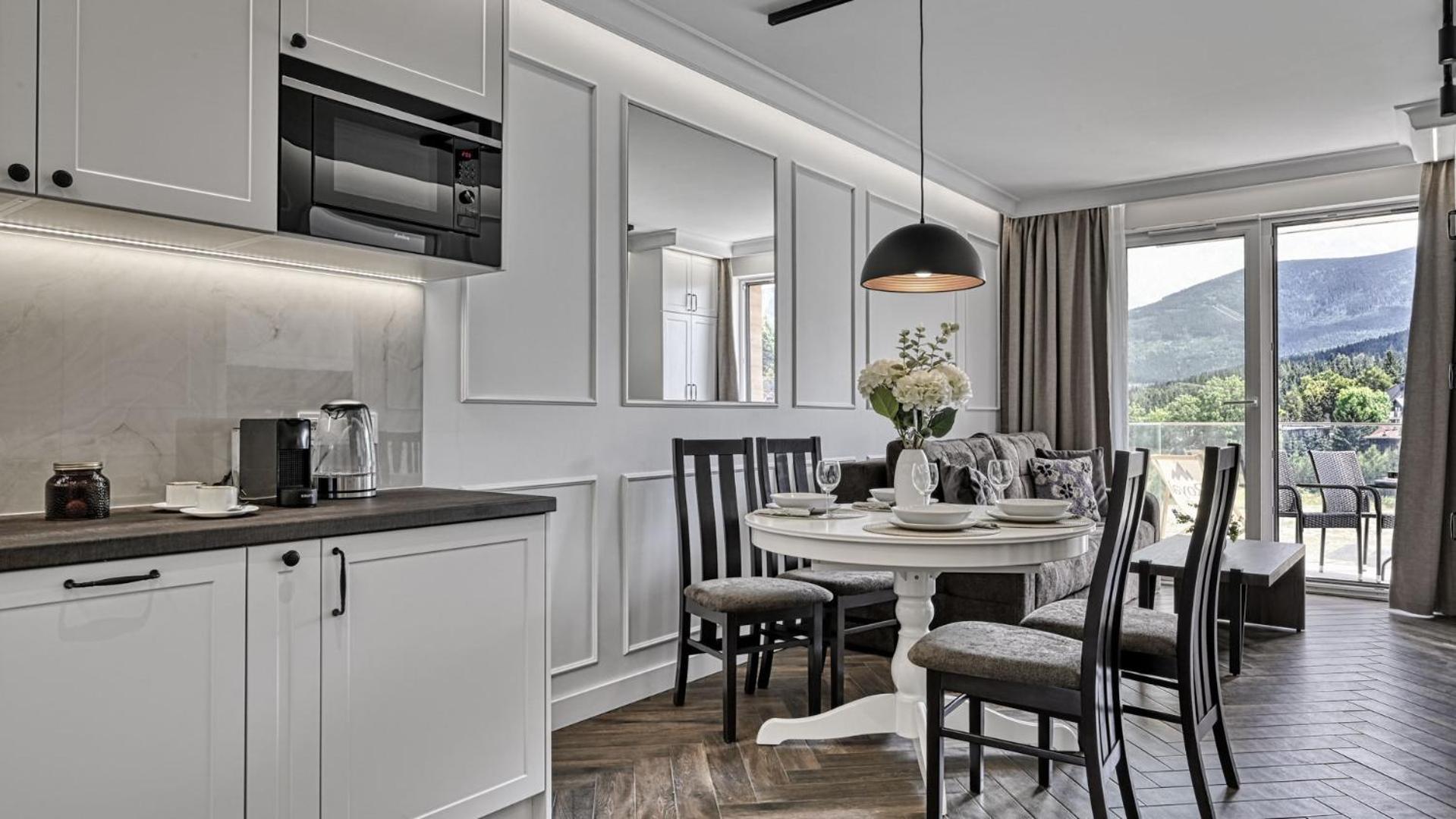 Apartamenty Widokowe Panorama Karkonoszy By Royal Aparts Карпач Екстериор снимка
